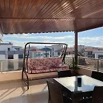 Marina 4*